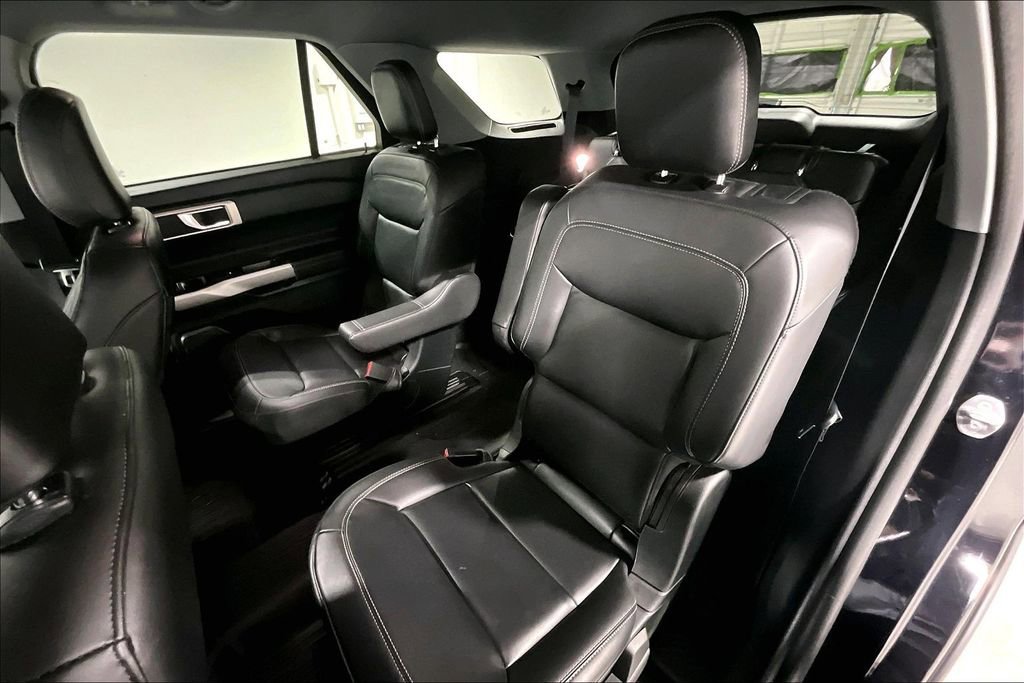 Used 2023 Ford Explorer XLT w/ Equipment Group 202A image 34