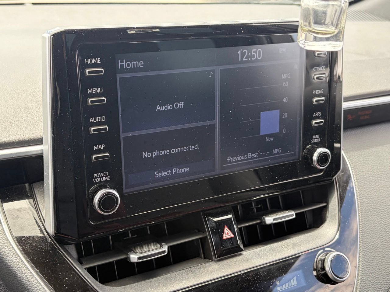 Used 2020 Toyota Corolla SE w/ Carpet Mat Package (TMS) FWD image 9