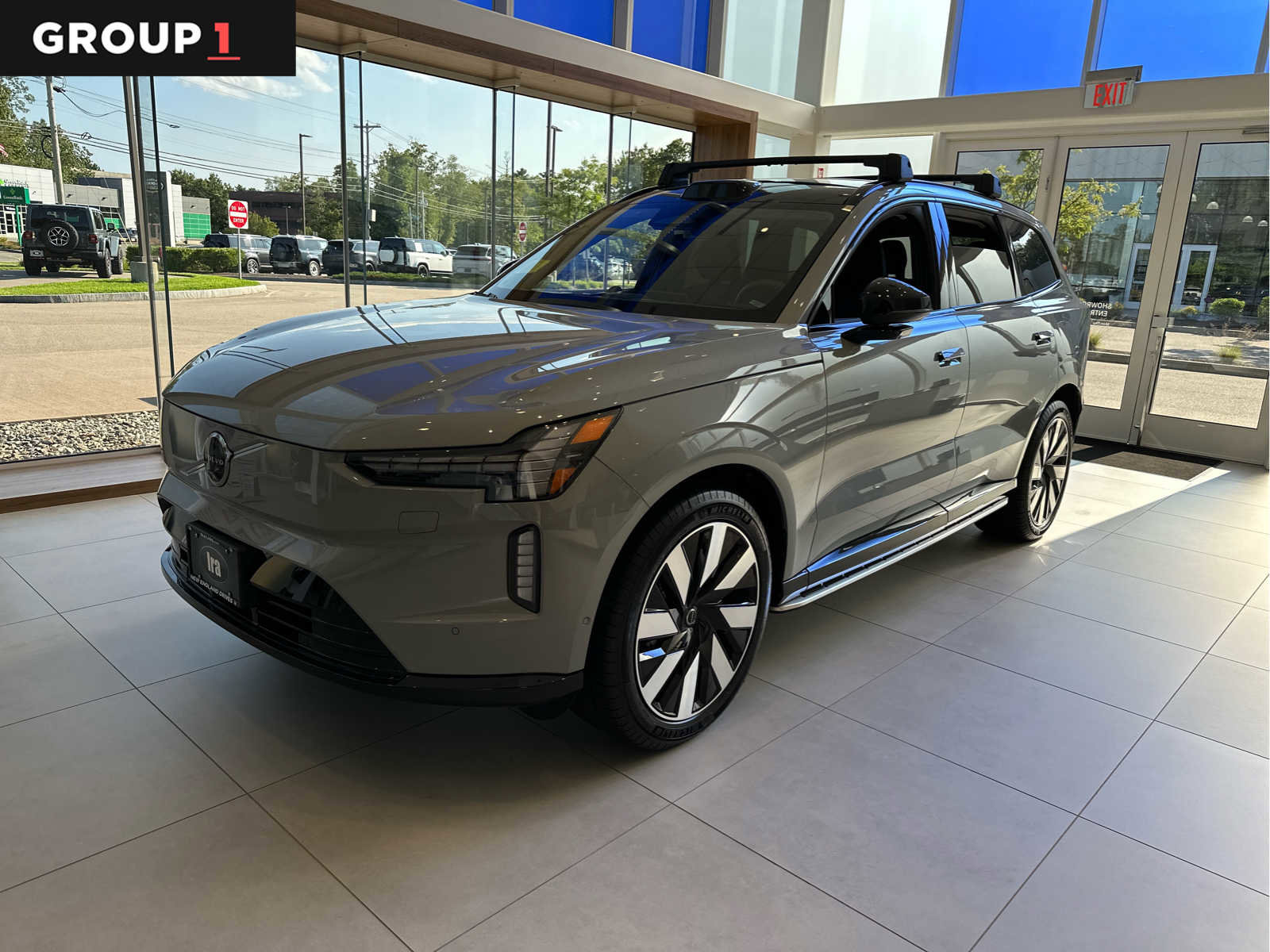 New 2025 Volvo EX90 Ultra