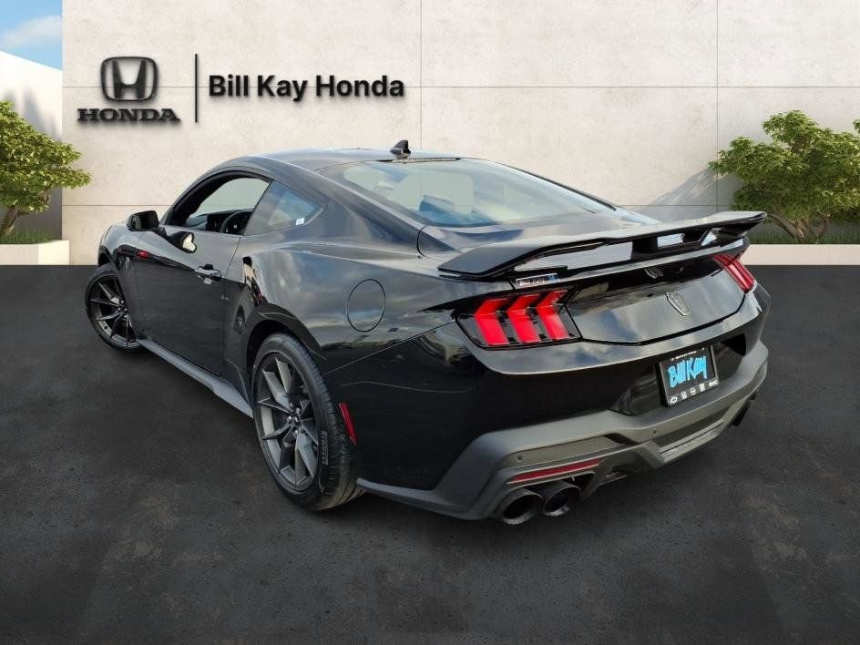 Used 2025 Ford Mustang Dark Horse image 6
