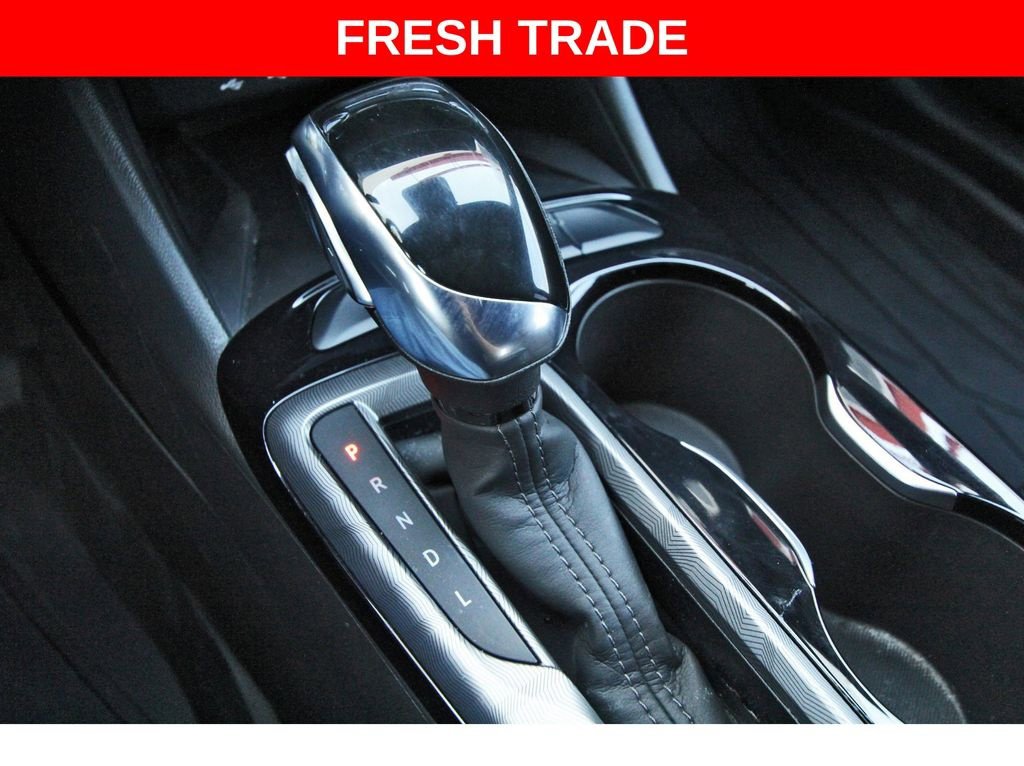 Used 2024 Buick Envista Sport Touring w/ Convenience I Package FWD image 24