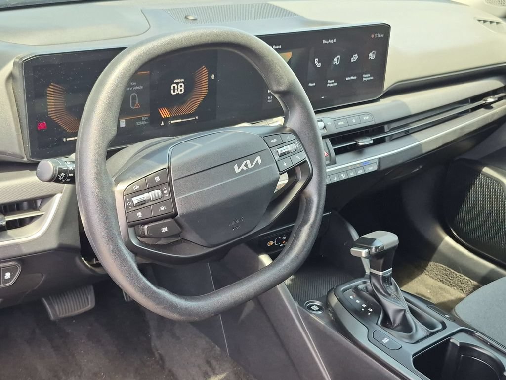 Used 2025 Kia K4 FWD image 15