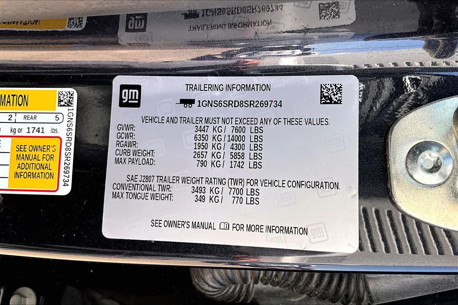 Used 2025 Chevrolet Tahoe Premier AWD/4WD image 37