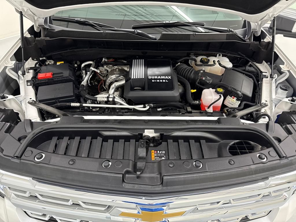 Used 2024 Chevrolet Silverado 1500 LTZ w/ LTZ Premium Package image 10