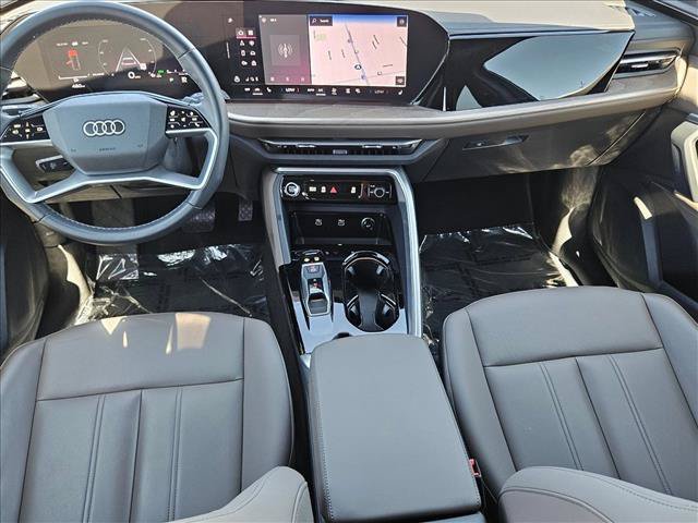 Used 2025 Audi Q5 Premium w/ Convenience Package AWD/4WD image 18