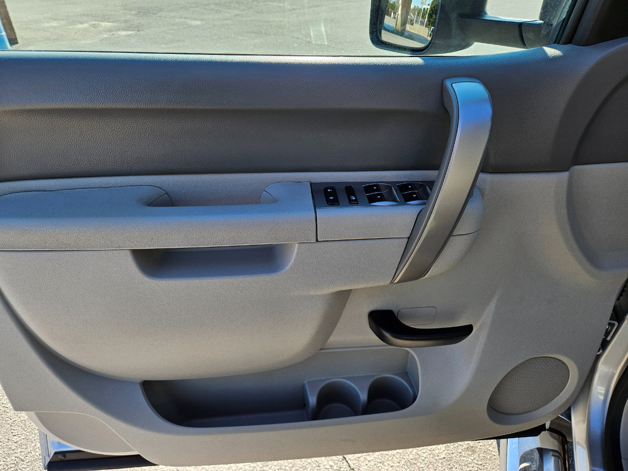 Used 2014 Chevrolet Silverado 2500 LT w/ Interior Plus Package image 13