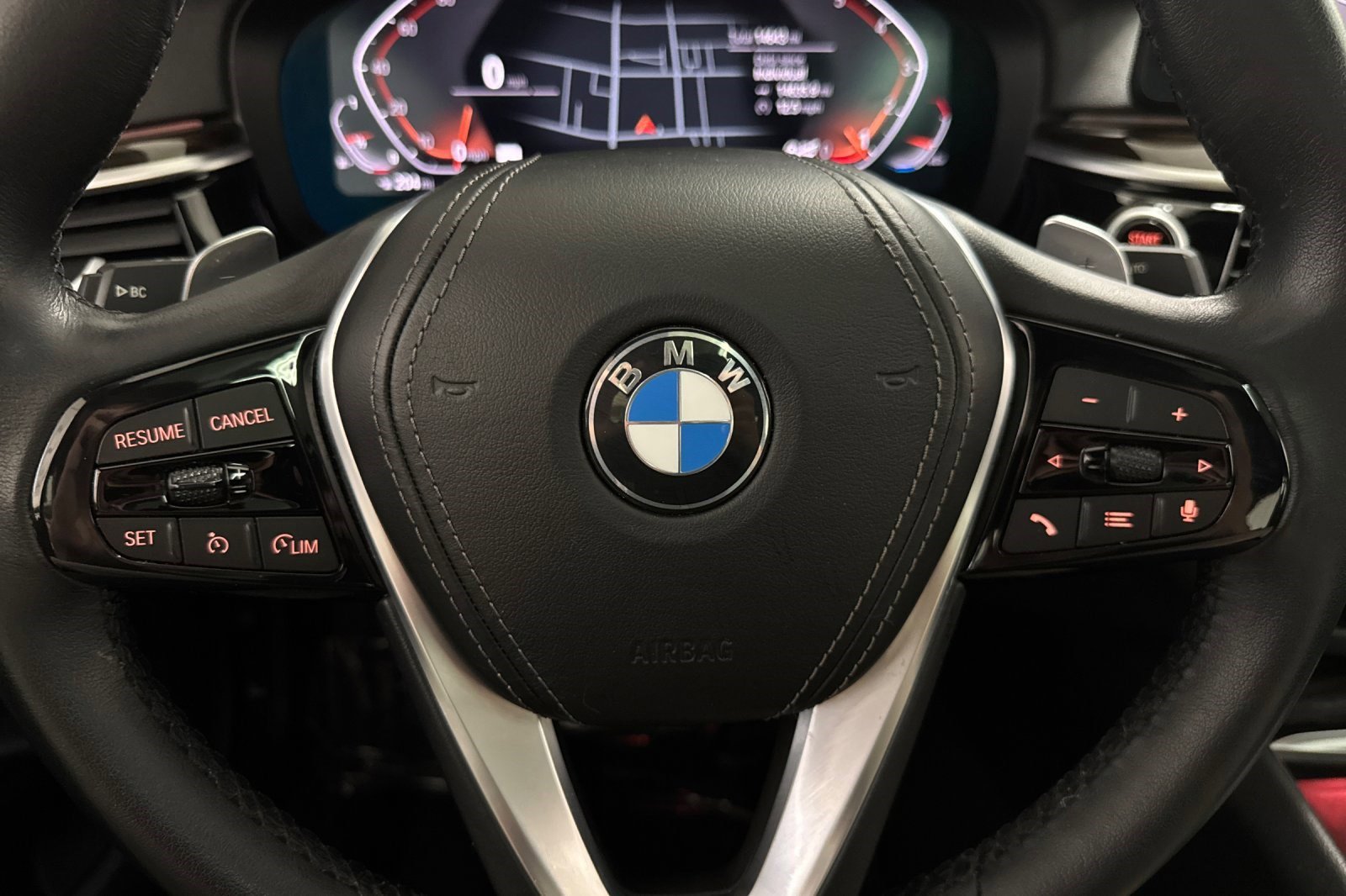 Used 2023 BMW 530i w/ Convenience Package image 17