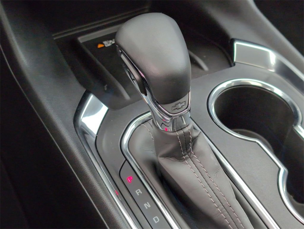 Used 2023 Chevrolet Traverse Premier image 16