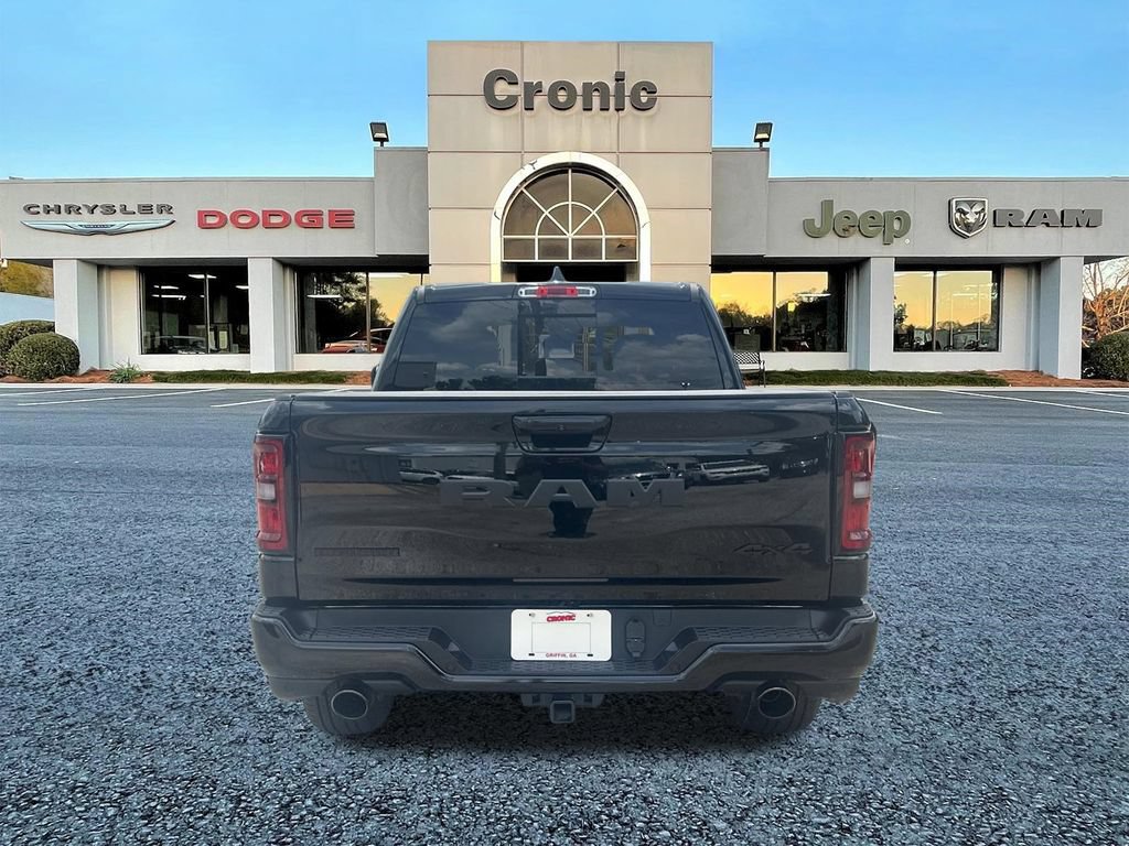 Used 2025 RAM 1500 Big Horn AWD/4WD image 4