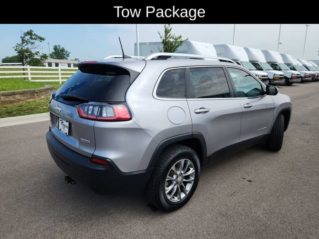 Used 2019 Jeep Cherokee Latitude Plus w/ Cold Weather Group AWD/4WD image 9