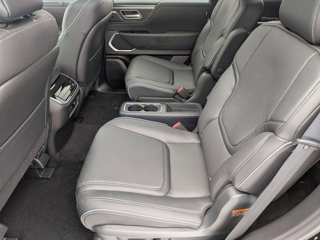 New 2026 INFINITI QX80 Luxe w/ Cargo Package image 28