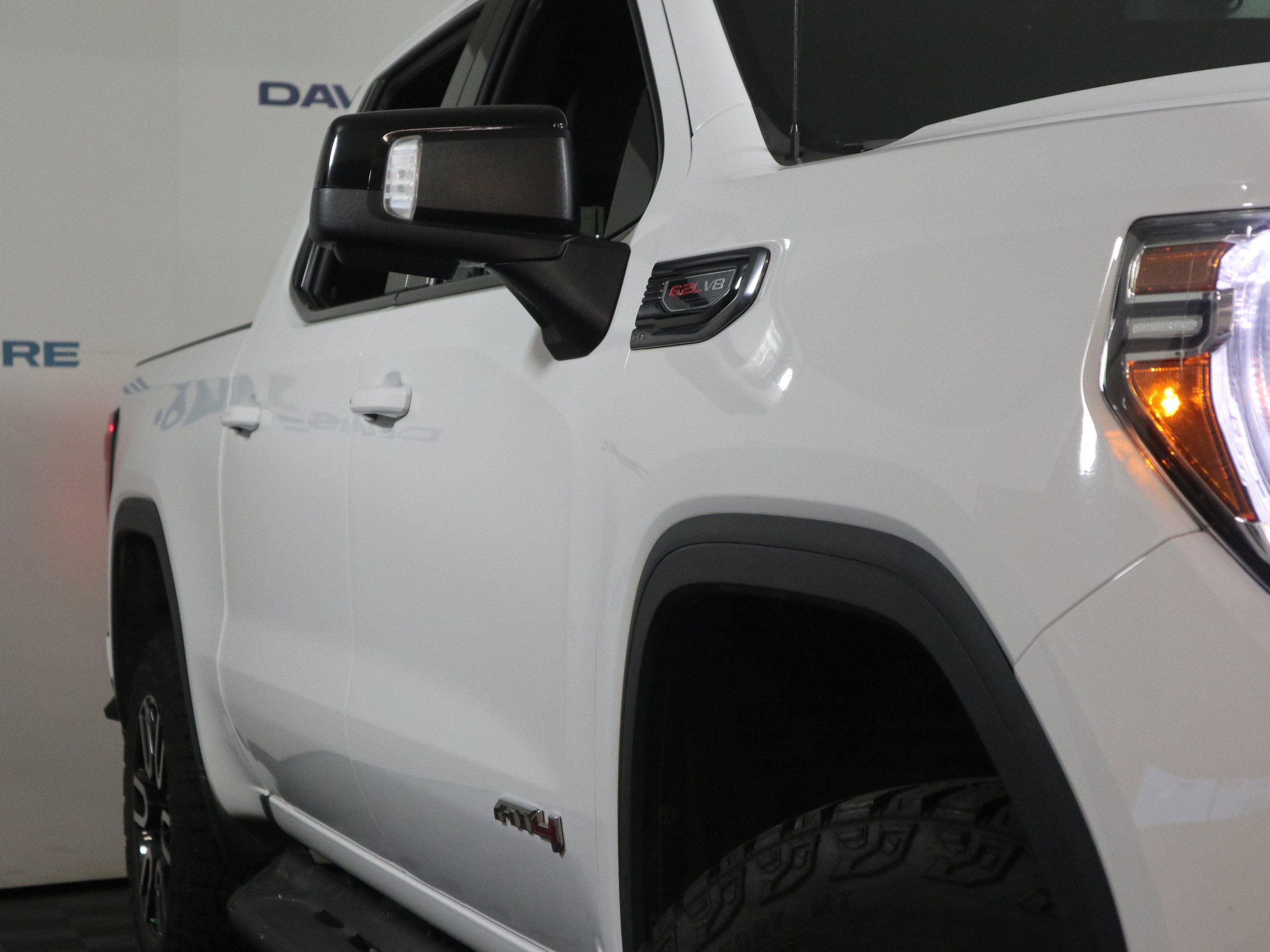 Used 2021 GMC Sierra 1500 AT4 image 3