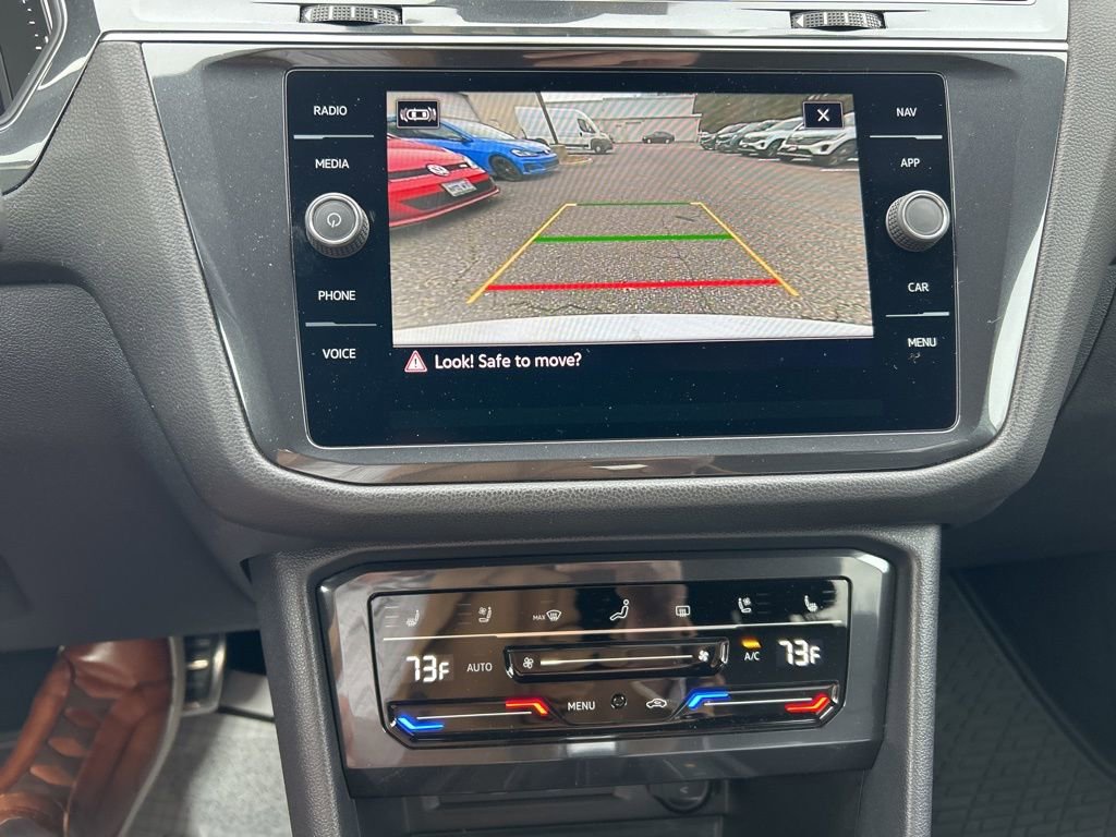 Used 2022 Volkswagen Tiguan SEL R-Line image 31