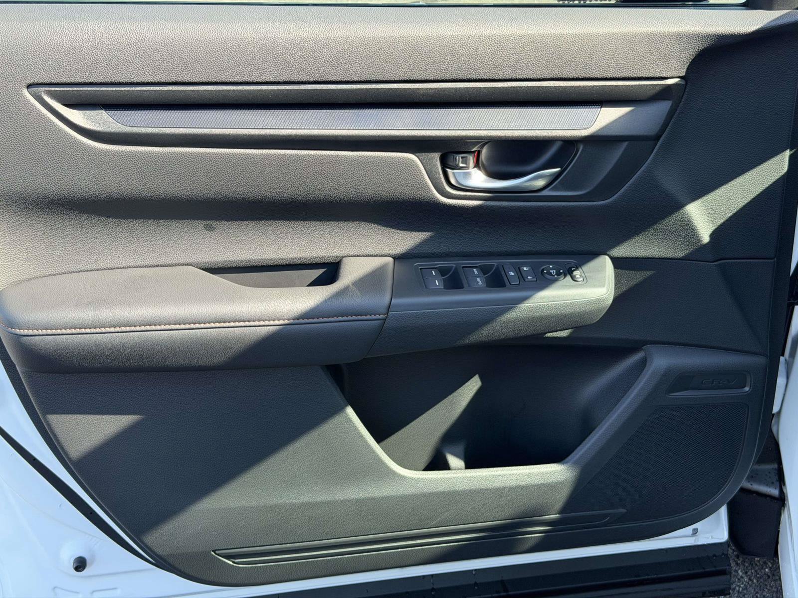 Certified 2026 Honda CR-V Sport image 6