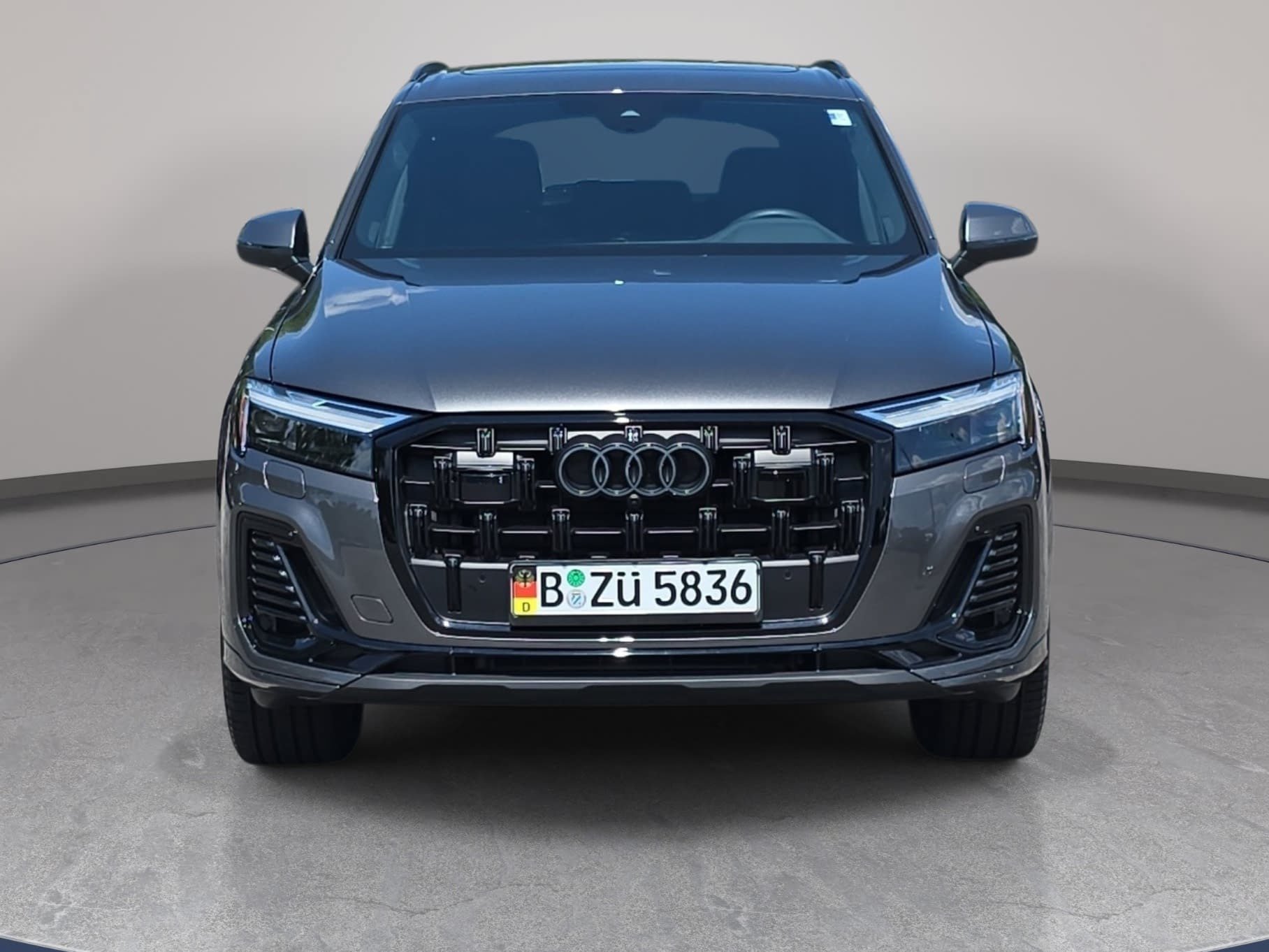 Used 2025 Audi Q7 2.0T Premium Plus AWD/4WD image 2