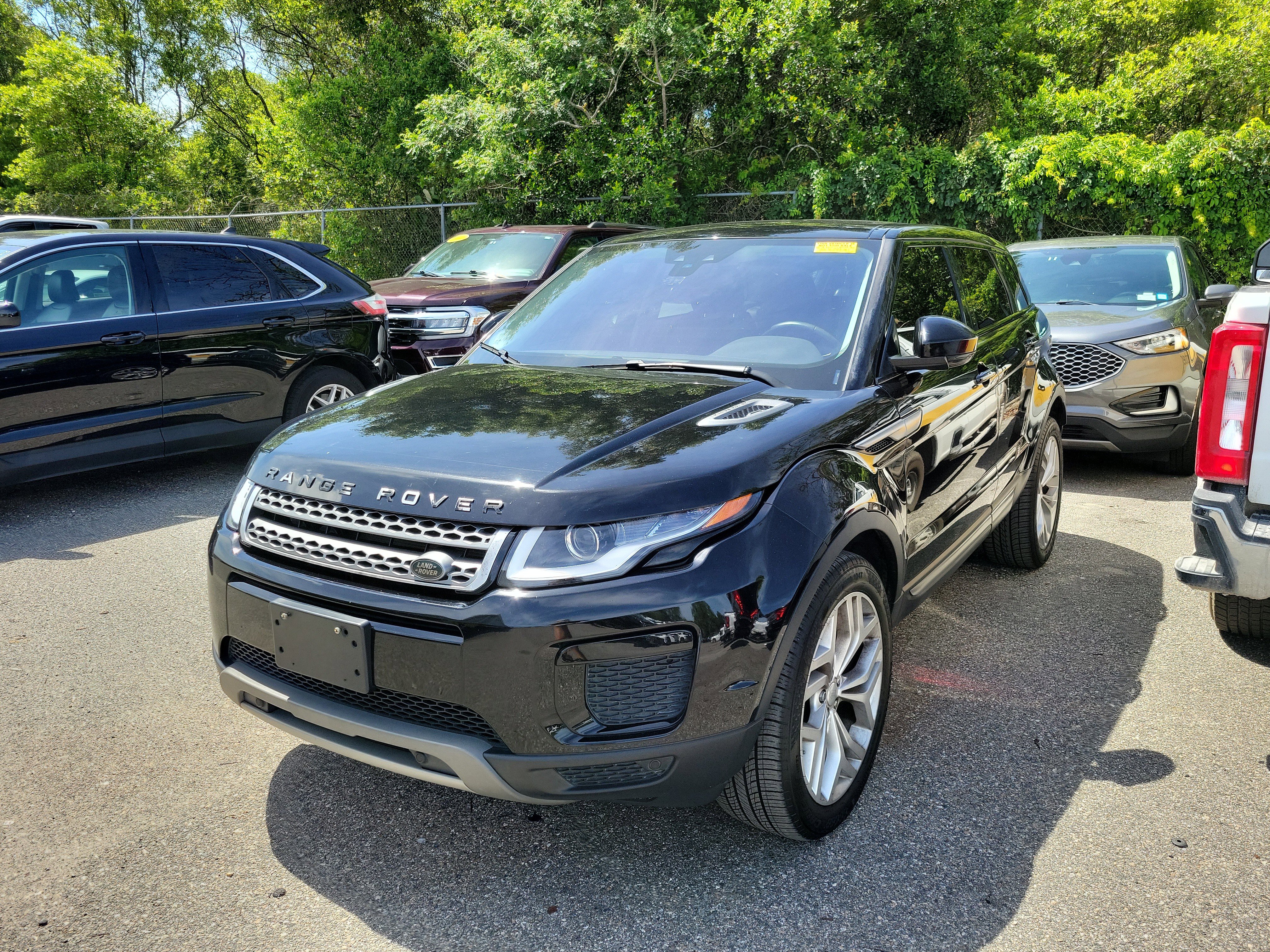 Used 2019 Land Rover Range Rover Evoque SE