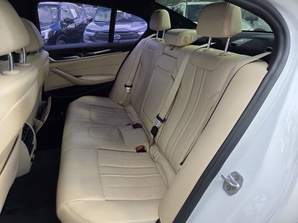 Used 2018 BMW 530e image 16