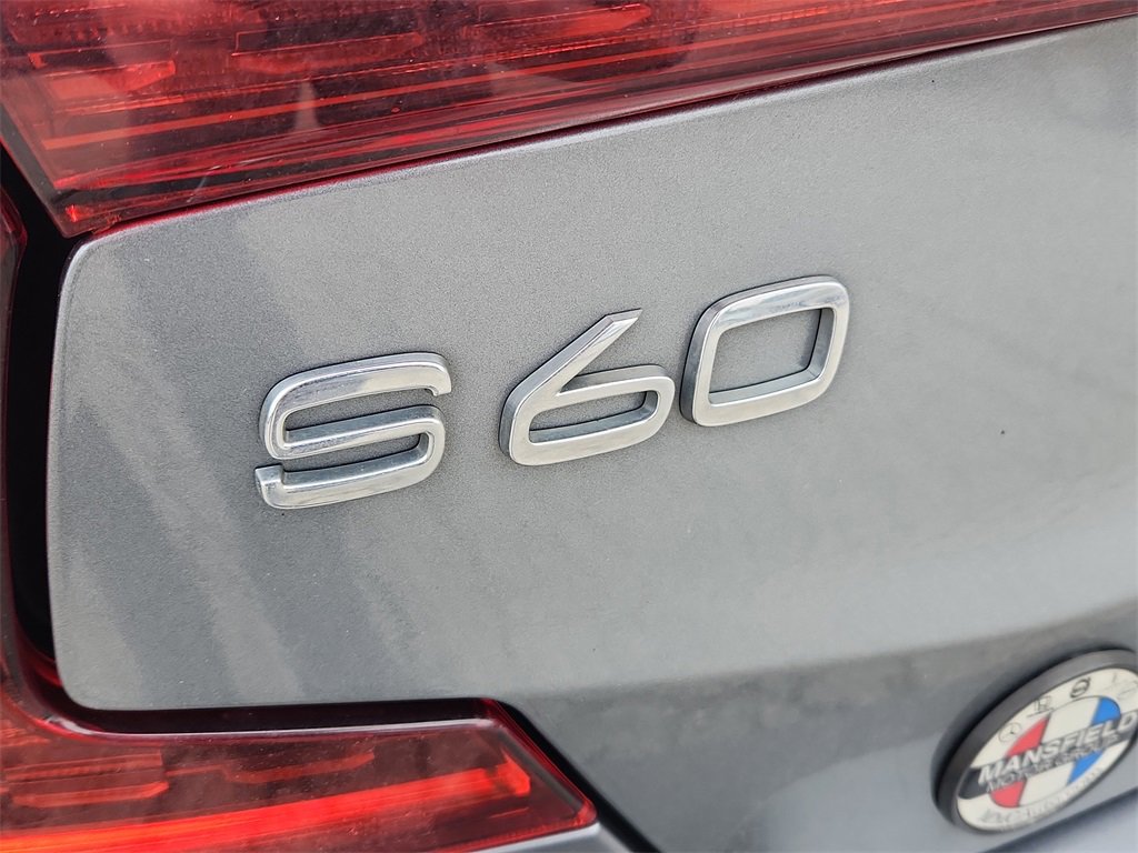 Used 2019 Volvo S60 T6 R-Design image 23