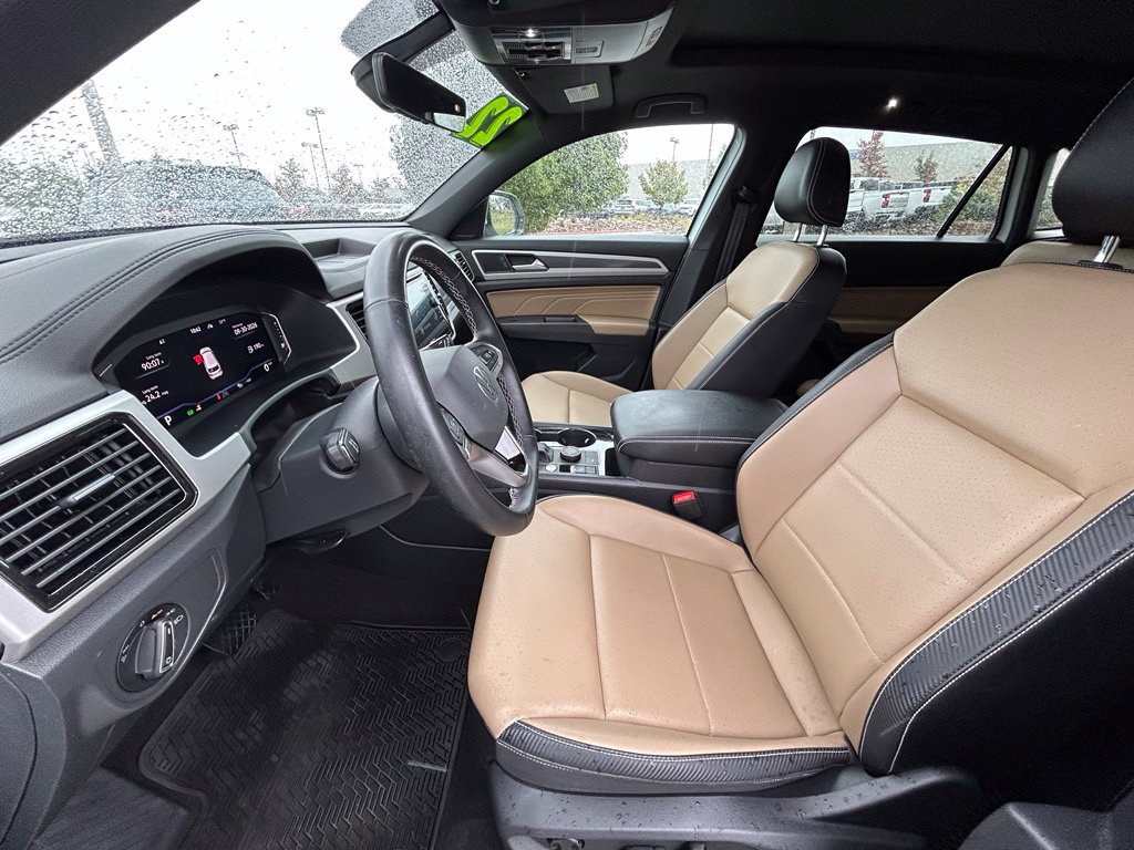 Used 2022 Volkswagen Atlas Cross Sport SE AWD/4WD image 13