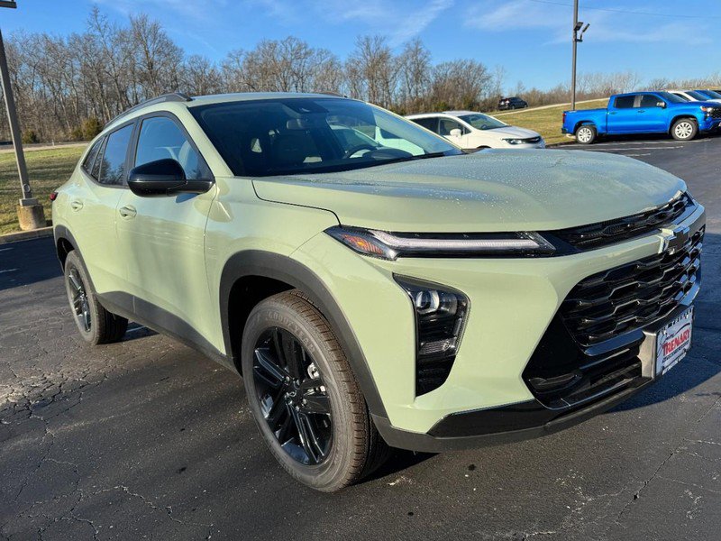 New 2026 Chevrolet Trax ACTIV w/ Driver Confidence Package video 2