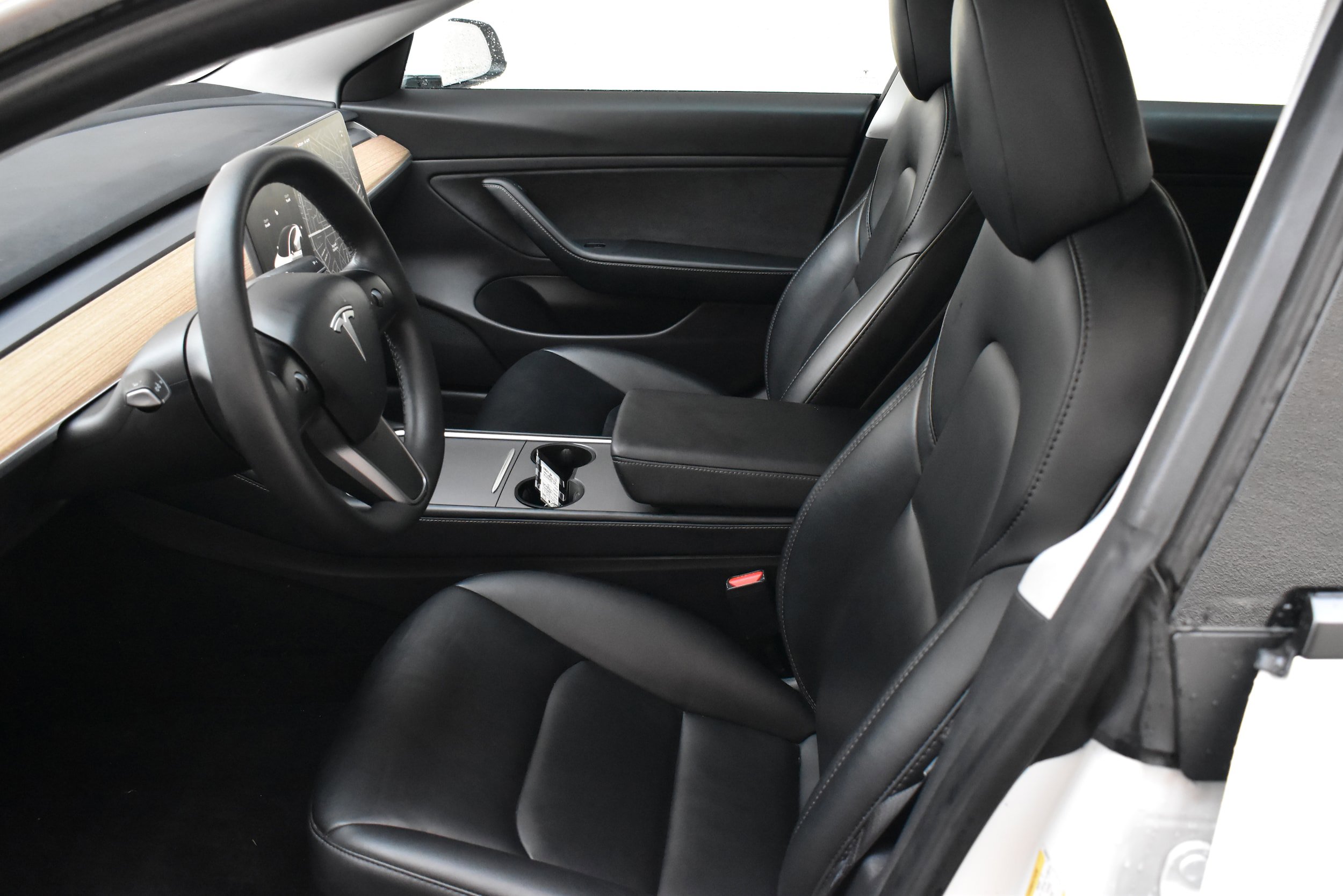 Used 2020 Tesla Model 3 Standard Range Plus RWD image 20