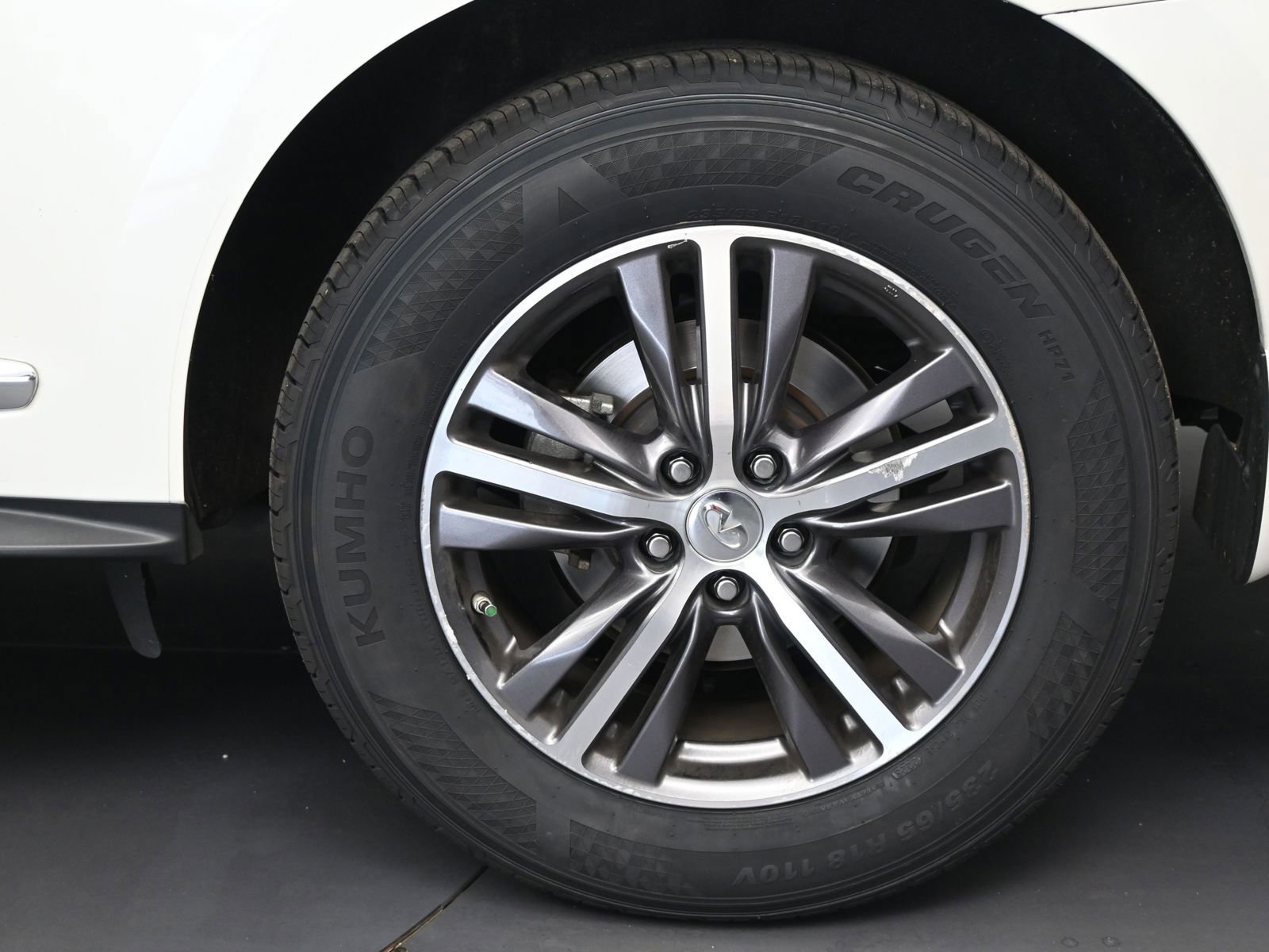 Used 2019 INFINITI QX60 Luxe w/ Essential Package image 25