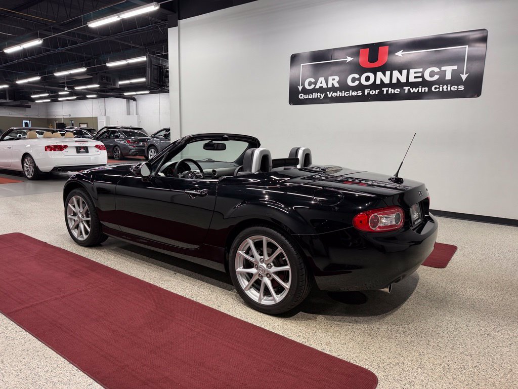 Used 2012 MAZDA MX-5 Miata Grand Touring w/ Premium Pkg RWD image 13