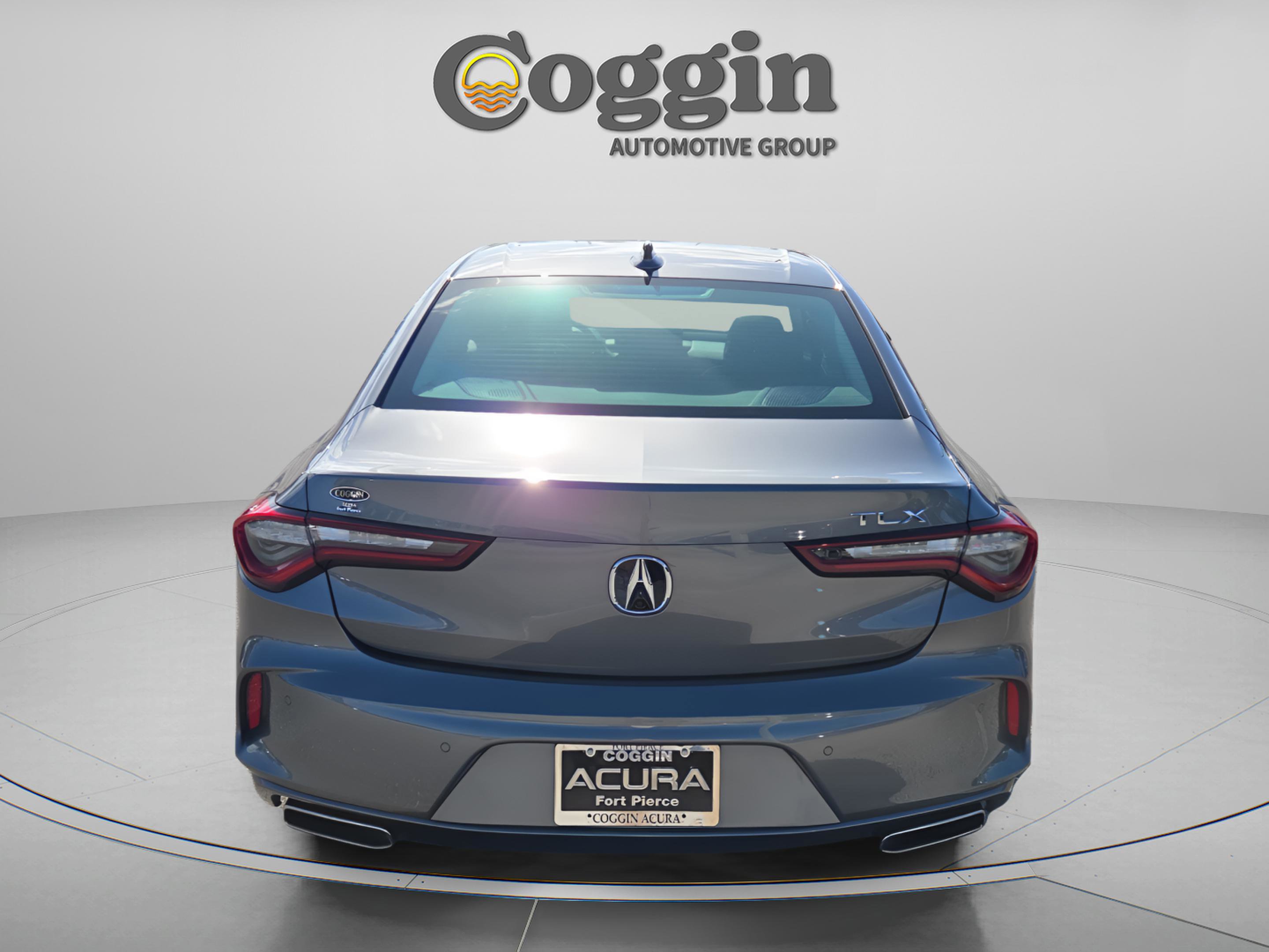 Certified 2025 Acura TLX w/Technology Package image 4