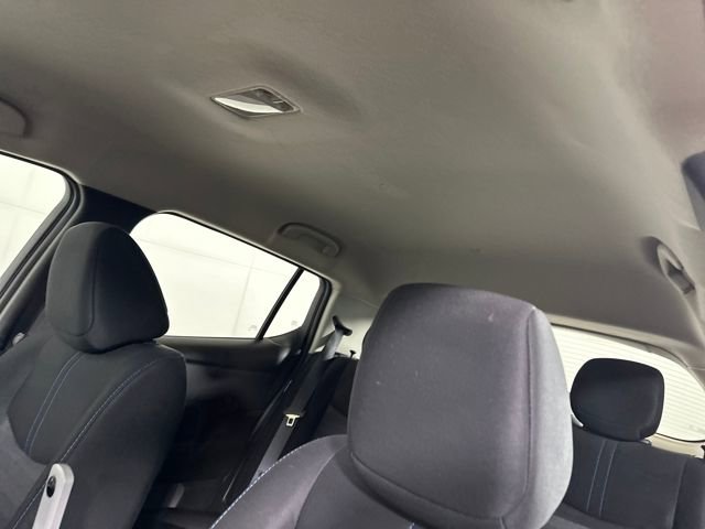 Used 2023 Nissan Leaf S image 12