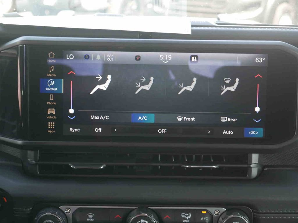 Certified 2026 Jeep Gladiator Mojave AWD/4WD image 6