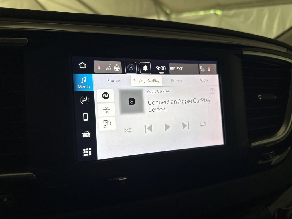 Used 2024 Chrysler Voyager LX FWD image 19