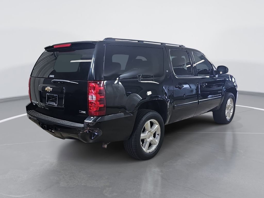 Used 2008 Chevrolet Suburban LT w/ LT Preferred Equipment Group image 3