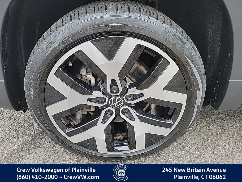 Certified 2023 Volkswagen Taos SEL AWD/4WD image 17