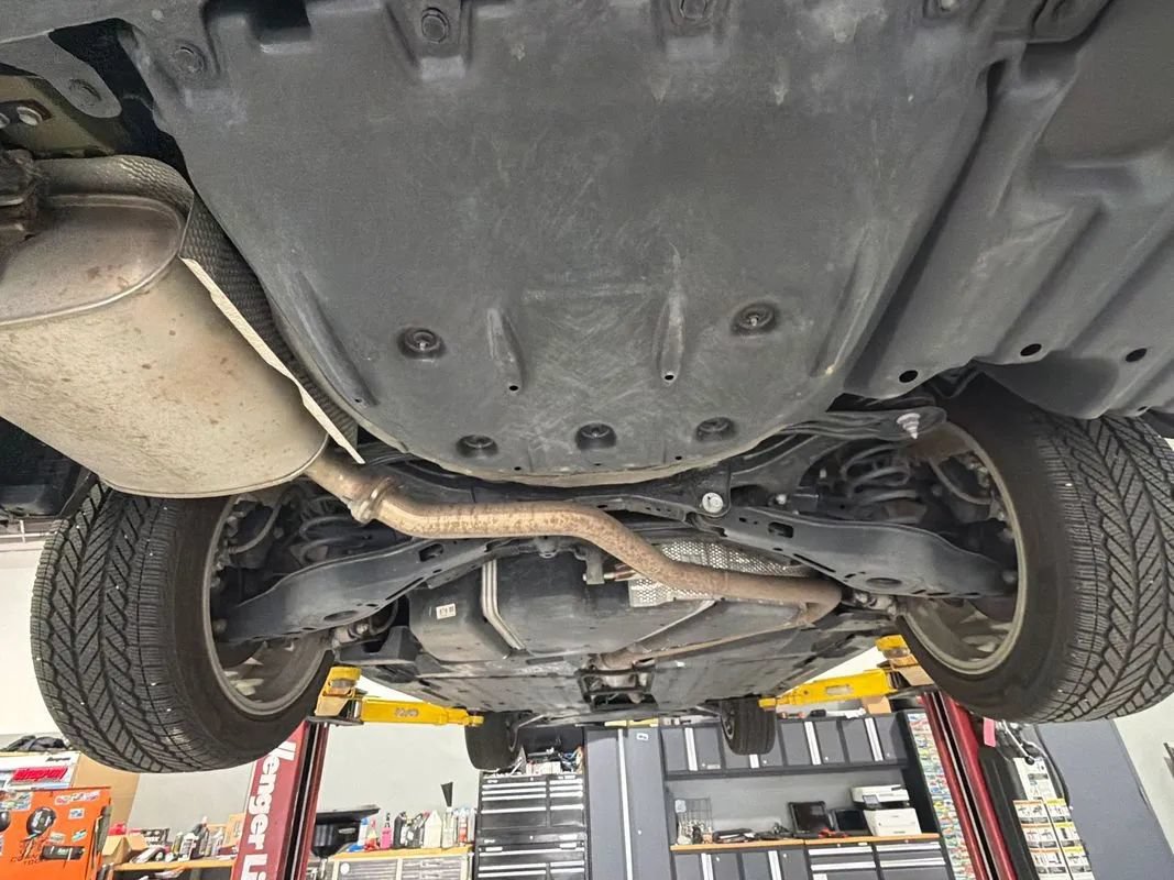 Used 2020 Toyota Camry XLE FWD image 24
