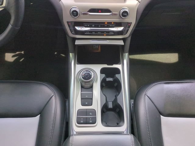 Used 2022 Ford Explorer XLT w/ Equipment Group 202A RWD image 20