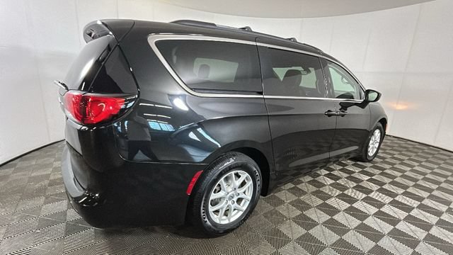 Used 2021 Chrysler Voyager Lxi FWD video 2