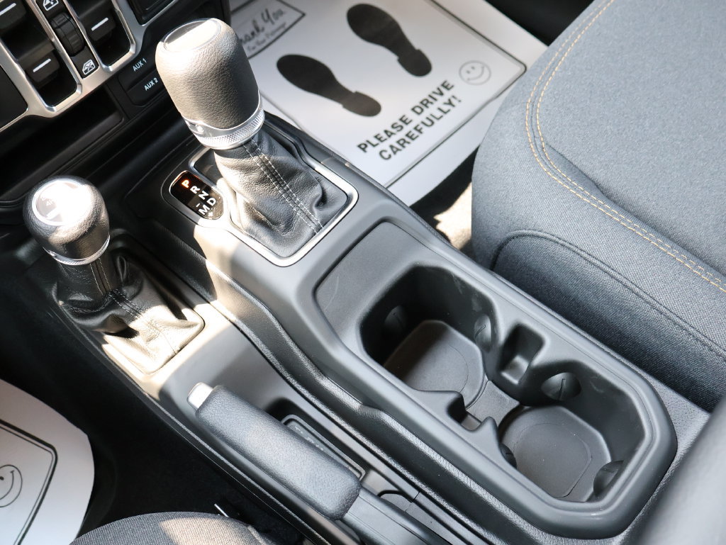 New 2026 Jeep Gladiator Sport AWD/4WD image 36