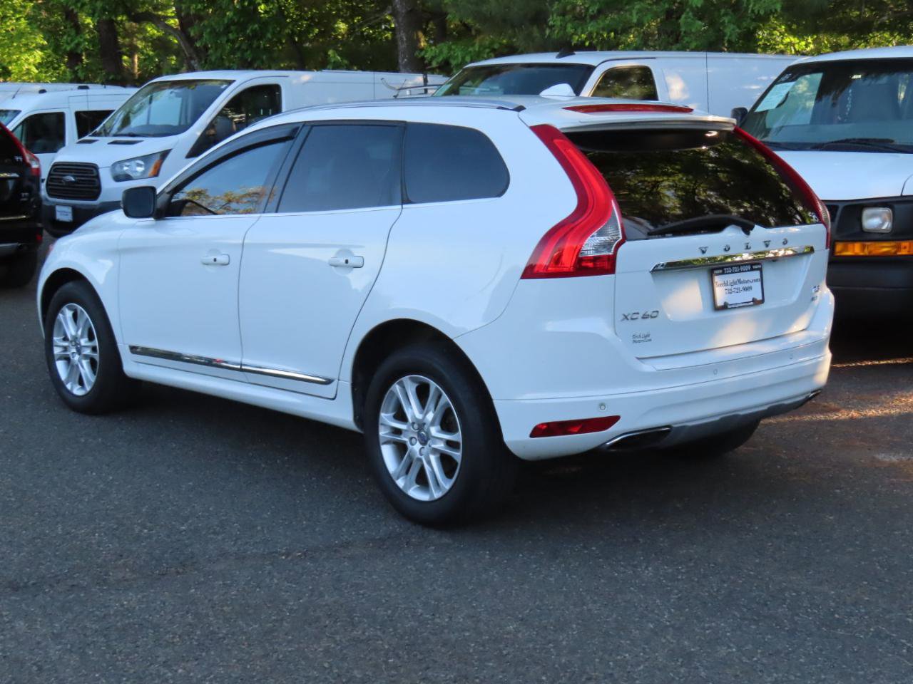 Used 2016 Volvo XC60 T5 Premier w/ Proximity Package AWD/4WD image 6
