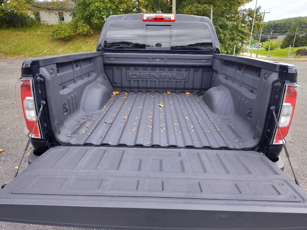 Used 2022 GMC Canyon Denali AWD/4WD image 13