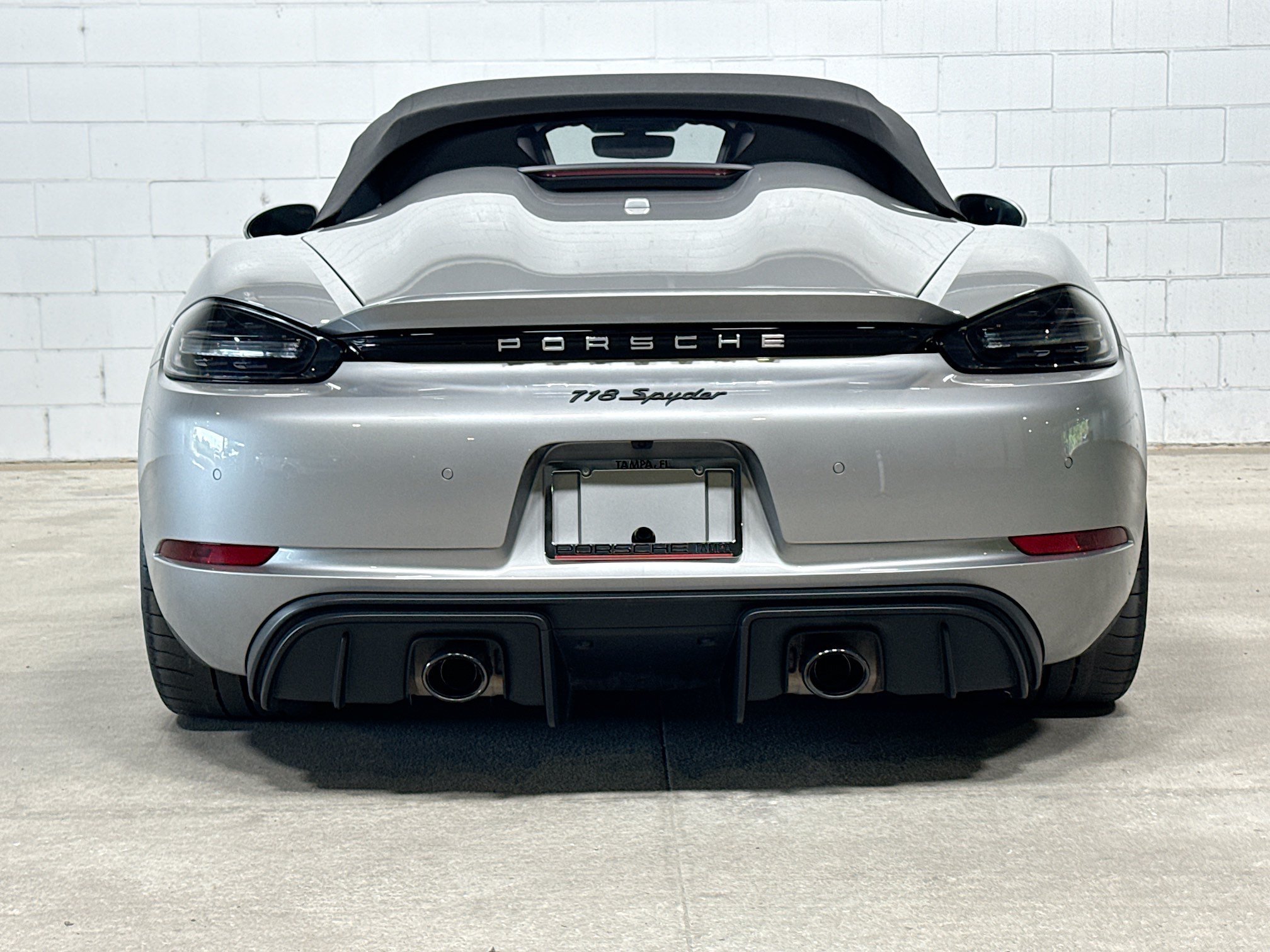 Certified 2022 Porsche 718 Boxster Spyder RWD image 8