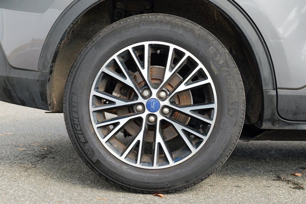 Used 2022 Ford Escape SEL w/ Technology Package image 13