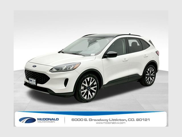 Used 2020 Ford Escape SE Sport image 1