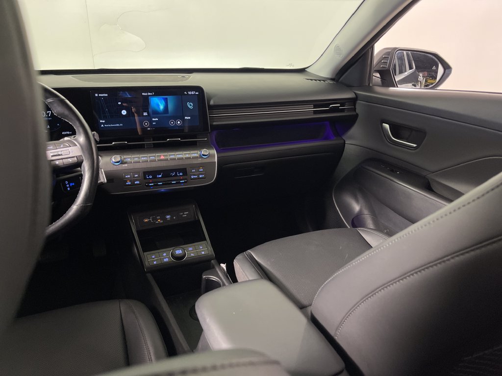 Certified 2024 Hyundai Kona Limited FWD image 18