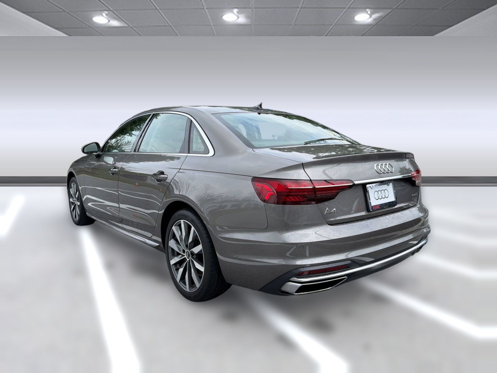 Used 2021 Audi A4 2.0T Premium Plus w/ Premium Plus Package AWD/4WD image 3
