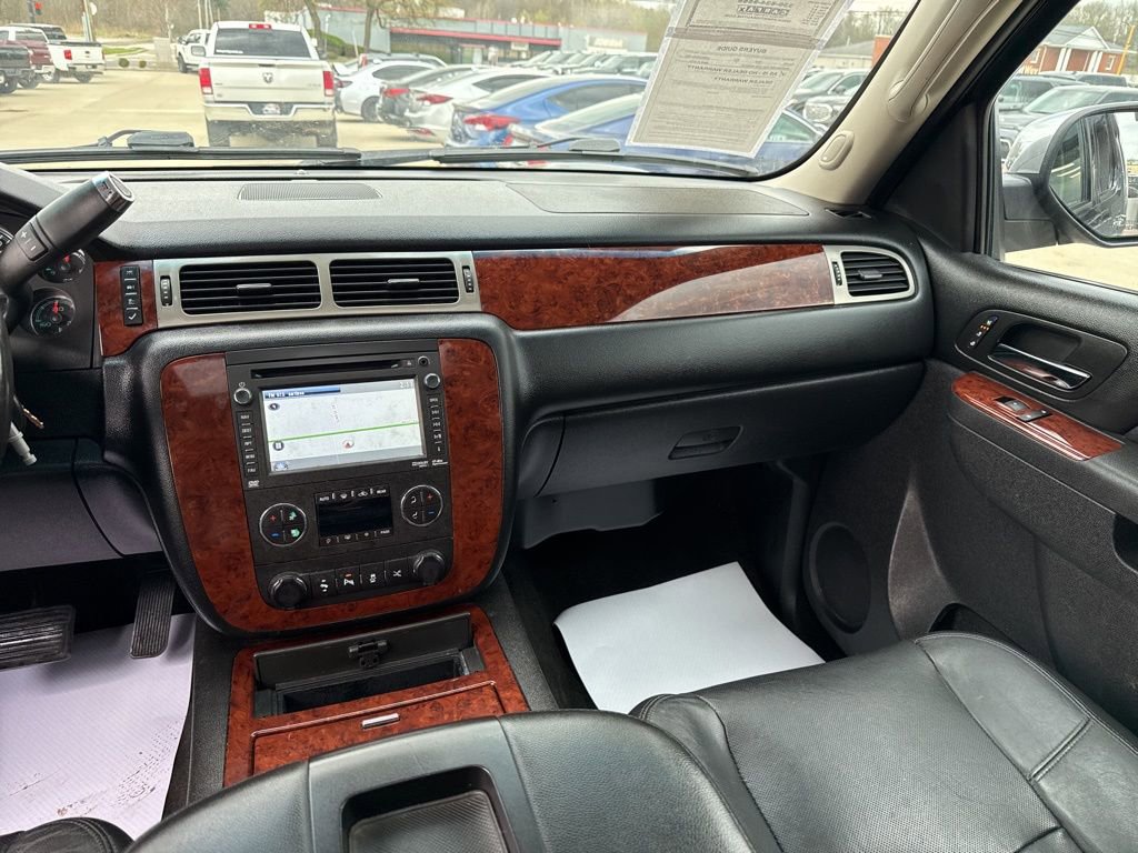 Used 2012 Chevrolet Tahoe LTZ image 14