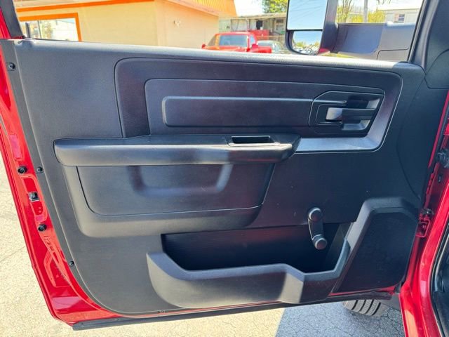 Used 2018 RAM 5500 Tradesman w/ Max Tow Package AWD/4WD image 12