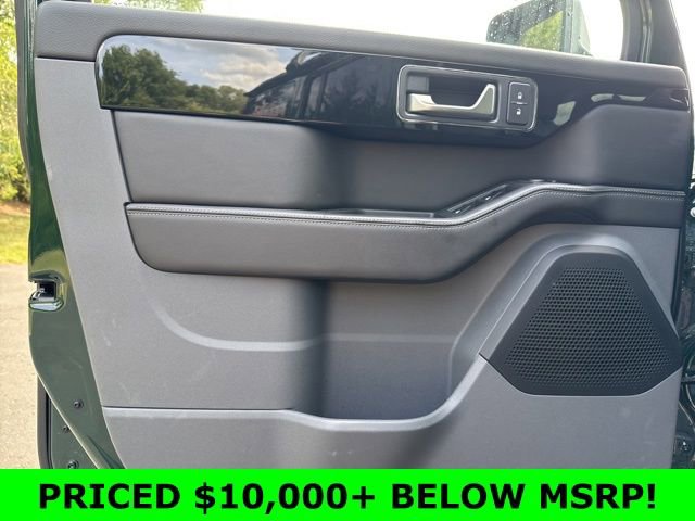 Used 2024 INEOS Grenadier Fieldmaster Edition image 25