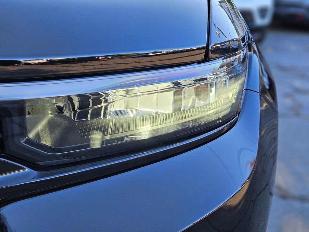 New 2025 Jeep Grand Cherokee Altitude image 10