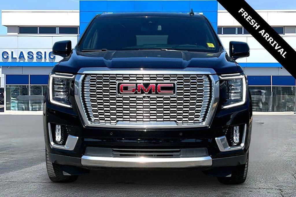 Used 2023 GMC Yukon XL Denali AWD/4WD image 18