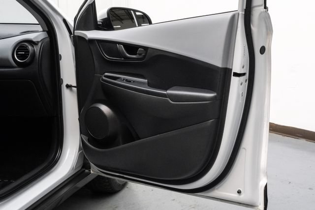 Used 2021 Hyundai Kona SE FWD image 47